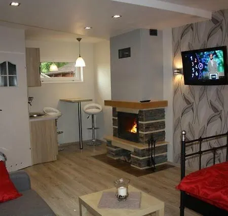 Pokoje, Na Wyspie Pansiyon *