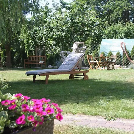 Pansiyon Pokoje, Na Wyspie *