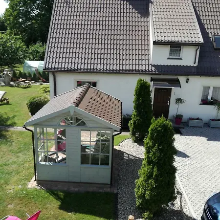 Pansiyon Pokoje, Na Wyspie *