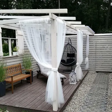 Pansiyon Pokoje, Na Wyspie *